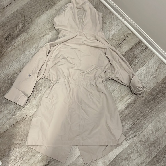 Simply Vera Vera Wang asymmetrical rain jacket - Picture 5 of 8